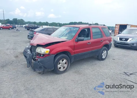 2005 Ford Escape Xls из США, поврежденный, VIN 1FMYU02Z05KA03183